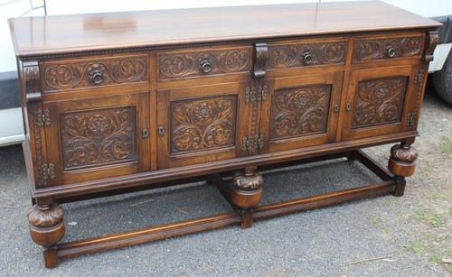 1940s Large Well Carved Oak Sideboard with Tudor Rose Motif (1 of 5) 1940s Large Well Carved Oak Sideboard with Tudor Rose Motif (1 of 5)