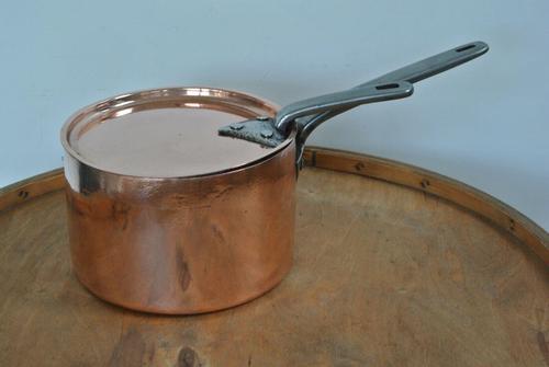 Quality Victorian Copper Saucepan & Lid Castellated Seam 8 Inch Diameter (1 of 7)