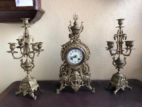 Antique French Gilded Bronze 8 Day Striking Garniture Set / Mantel Clock (1 of 9)