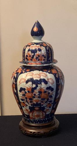 Good size Imari lease with lid (1 of 5) Good size Imari lease with lid (1 of 5)