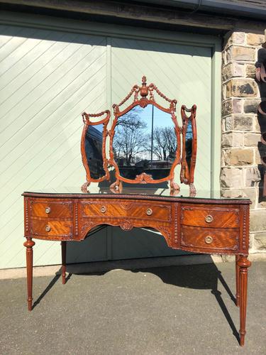 Quality Antique Mahogany Dressing Table (1 of 12)