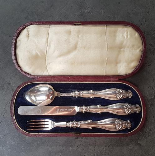 Cased Sterling Silver Christening Set - 1860 (1 of 4)