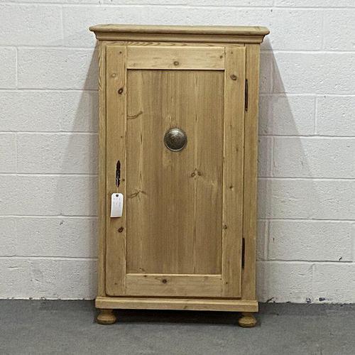 Old Pine Larder Cupboard (1 of 4) Old Pine Larder Cupboard (1 of 4)
