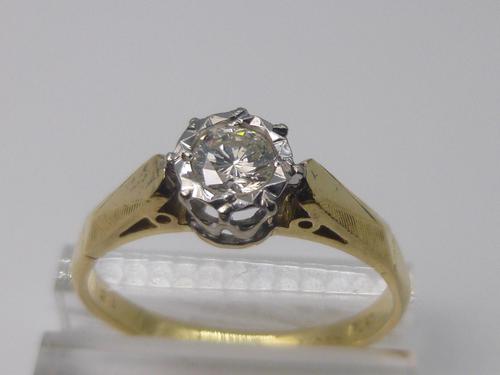 18ct Gold, Diamond Solitaire Ring (1 of 7)