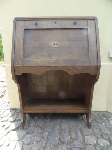Arts and Crafts Oak Bureau (1 of 12) Arts and Crafts Oak Bureau (1 of 12)