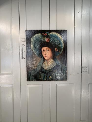 Antique Spanish oil painting study of a society lady with bonnet (1 of 10) Antique Spanish oil painting study of a society lady with bonnet (1 of 10)