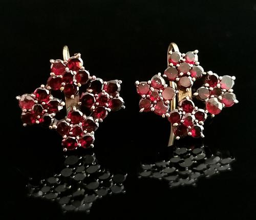 Antique Victorian Bohemian Garnet Flower Earrings, 9ct Gold (1 of 11) Antique Victorian Bohemian Garnet Flower Earrings, 9ct Gold (1 of 11)