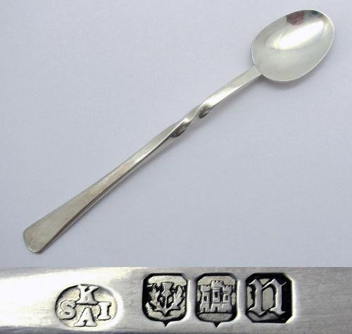 Rare Scottish Keswick School of Industrial Arts Ksia Solid Sterling Silver Coffee / Espresso / Demitasse Spoon (1 of 10) Rare Scottish Keswick School of Industrial Arts Ksia Solid Sterling Silver Coffee / Espresso / Demitasse Spoon (1 of 10)