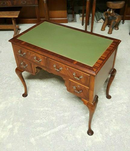 Vintage Mahogany 4 Drawer Writing Desk (1 of 10) Vintage Mahogany 4 Drawer Writing Desk (1 of 10)