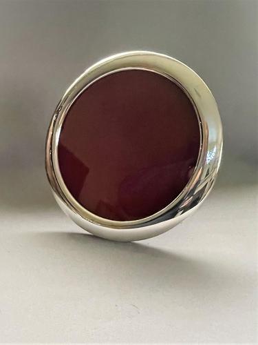 Large Circular Silver Photo Frame (1 of 5) Large Circular Silver Photo Frame (1 of 5)