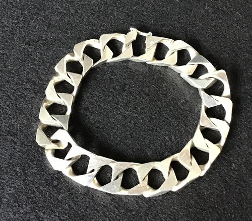 Italian Vintage Silver Link Bracelet by Patrassi Alfredo (1 of 4) Italian Vintage Silver Link Bracelet by Patrassi Alfredo (1 of 4)