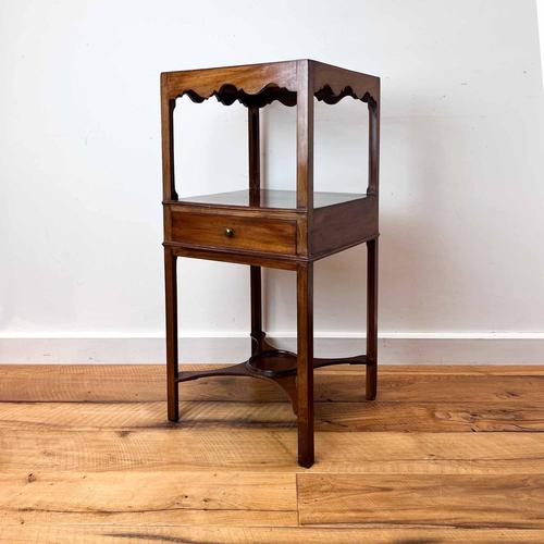 Georgian Mahogany Washstand Bedside Cabinet (1 of 15) Georgian Mahogany Washstand Bedside Cabinet (1 of 15)