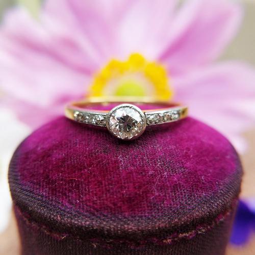 Antique 18ct Gold Diamond Solitaire Ring, Old Cut Engagement Ring (1 of 6) Antique 18ct Gold Diamond Solitaire Ring, Old Cut Engagement Ring (1 of 6)