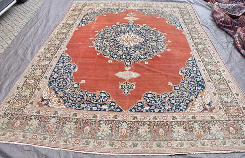 Antique Tabriz roomsize carpet 397x302cm (1 of 8)