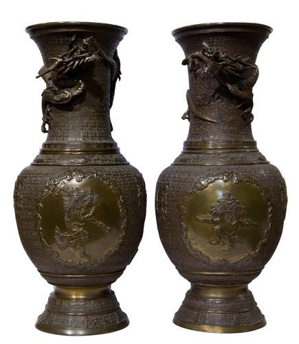 Pair of Japanese Bronze Vases (1 of 5) Pair of Japanese Bronze Vases (1 of 5)