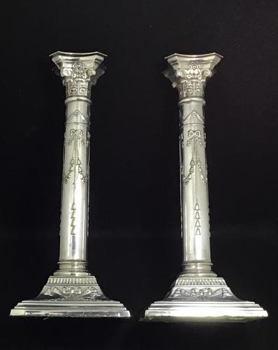 Victorian Silver Plated Corinthian Column Candlesticks. (1 of 9) Victorian Silver Plated Corinthian Column Candlesticks. (1 of 9)