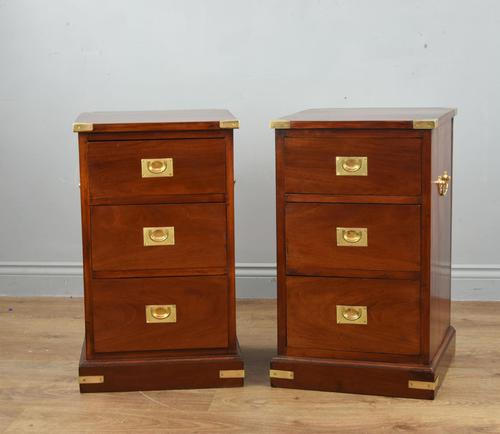 Superb Antique Pair of Mahogany Campaign Bedside Chests of Drawers (1 of 5)