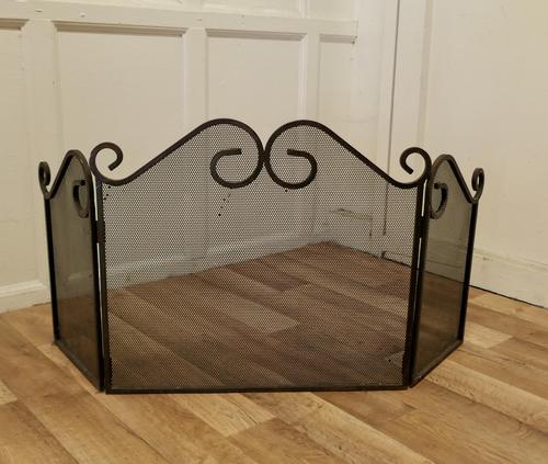 Folding Wrought Iron Fire Guard for Inglenook Fireplace (1 of 5)