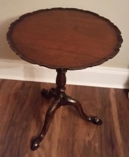 George III Mahogany Piecrust Wine Table (1 of 7) George III Mahogany Piecrust Wine Table (1 of 7)