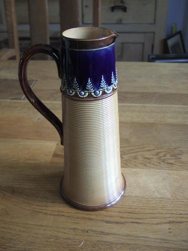 Doulton Lambeth Tall Slender Jug ca 1900 (1 of 4) Doulton Lambeth Tall Slender Jug ca 1900 (1 of 4)