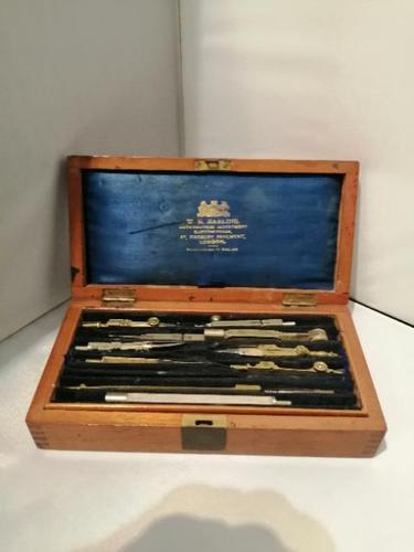 Boxed set of mathematical instruments by W H Harling (1 of 10) Boxed set of mathematical instruments by W H Harling (1 of 10)