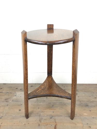 Early 20th Century Antique Oak Circular Side Table with shelf (1 of 9)