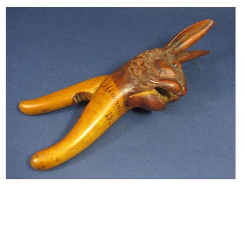 Extremely Rare & Fine Softwood Carved Novelty Nutcracker Hare c.1923 (1 of 9)