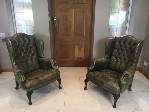 Stylish Pair of Large 18th Century Style Vintage Wing-back Armchairs (1 of 14)