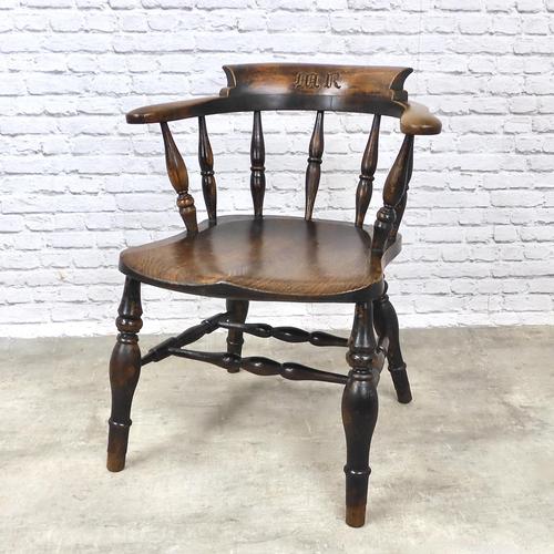 Windsor Smokers Bow Armchair (1 of 6)