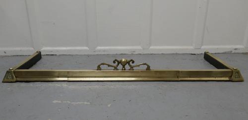 Another Large Victorian Art Nouveau Brass Fender (1 of 5)