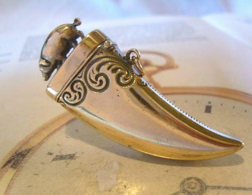 Antique Pocket Watch Chain Fob 1890s Victorian Large Brass Pig Vesta Case Fob (1 of 12) Antique Pocket Watch Chain Fob 1890s Victorian Large Brass Pig Vesta Case Fob (1 of 12)