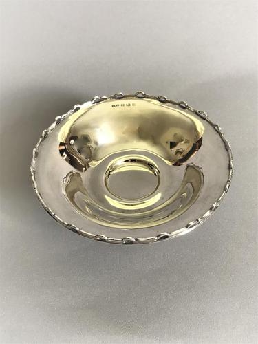 Charming Pedestal Trinket or Sweetmeat Dish (1 of 4)