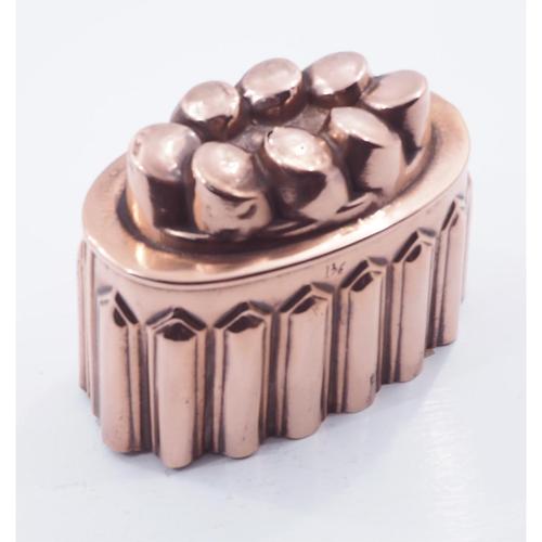19th Century Copper Jelly Mould (1 of 5) 19th Century Copper Jelly Mould (1 of 5)