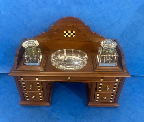 Victorian Miniature Desk (1 of 14) Victorian Miniature Desk (1 of 14)