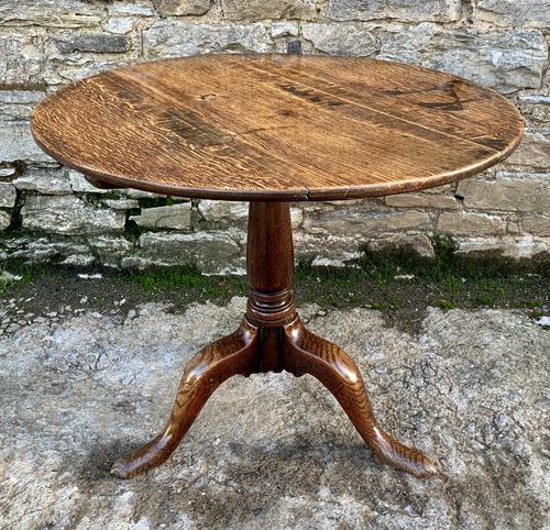 Large Georgian Oak Tilt Top Occasional Table (1 of 21) Large Georgian Oak Tilt Top Occasional Table (1 of 21)