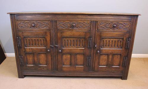 18th Century Style Oak Sideboard Dresser Base (1 of 13) 18th Century Style Oak Sideboard Dresser Base (1 of 13)