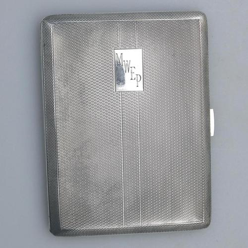 Good & Large Solid Silver Engine Turned Cigarette Case c.1963 (1 of 5)