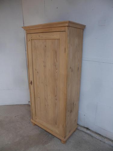 Victorian Antique Pine 1 Door Linen / Kitchen Storage Cupboard to wax / paint (1 of 8)