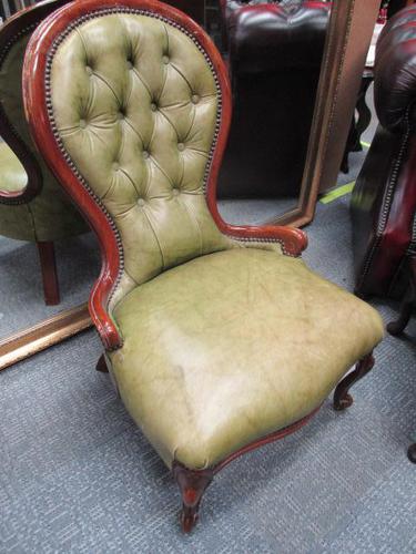 Continental Style Leather Nursing Chair (1 of 6)