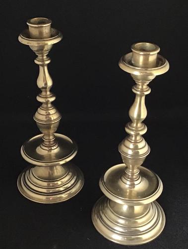 Pair of Victorian Bell Shape Brass Candlesticks (1 of 7) Pair of Victorian Bell Shape Brass Candlesticks (1 of 7)