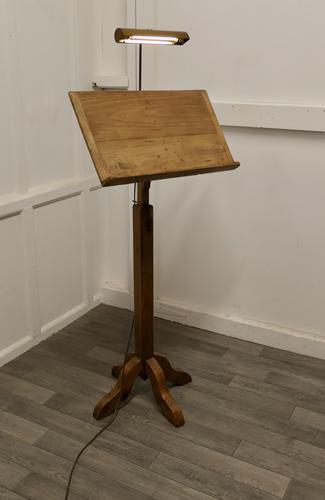 Arts & Crafts Menu Podium, Maître d' Stand with Reading Lamp (1 of 6) Arts & Crafts Menu Podium, Maître d' Stand with Reading Lamp (1 of 6)