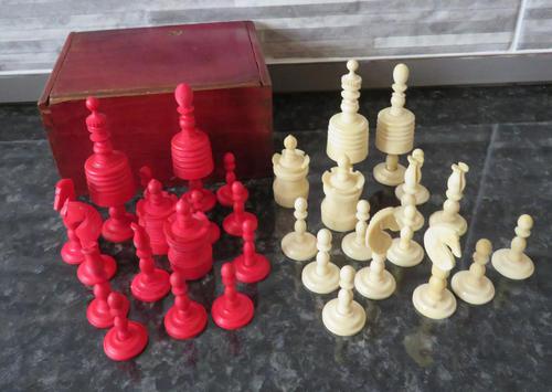 Barlycorn Nuremberg Chess Set Original Box (1 of 8) Barlycorn Nuremberg Chess Set Original Box (1 of 8)