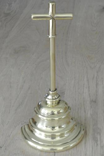 Victorian Cross Brass Door Stop Door Porter (1 of 8) Victorian Cross Brass Door Stop Door Porter (1 of 8)