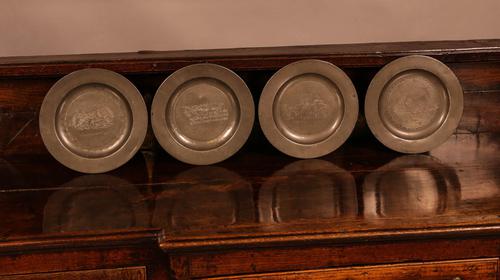 Set of 4 Pewter Plates with Engraved Decoration (1 of 7)