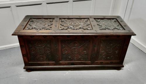 Large 18th Century Carved Oak Coffer (1 of 7)