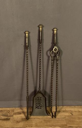 Quality set of brass and steel fire tools/andirons (1 of 7) Quality set of brass and steel fire tools/andirons (1 of 7)