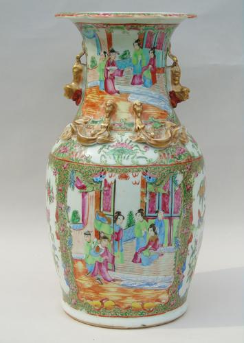 Good Large 19th Century Chinese Famille Rose Vase (1 of 12) Good Large 19th Century Chinese Famille Rose Vase (1 of 12)