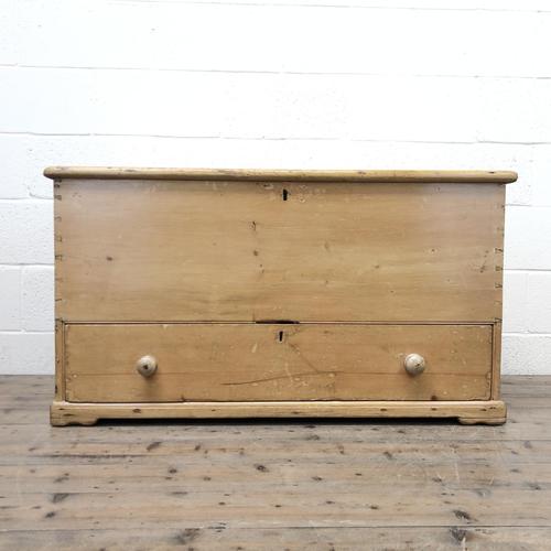 Large 19th Century Pine Chest (1 of 8) Large 19th Century Pine Chest (1 of 8)