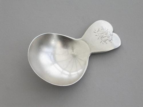 George III Silver 'Fish Tail' Caddy Spoon by John Blake, London, 1801 (1 of 8) George III Silver 'Fish Tail' Caddy Spoon by John Blake, London, 1801 (1 of 8)