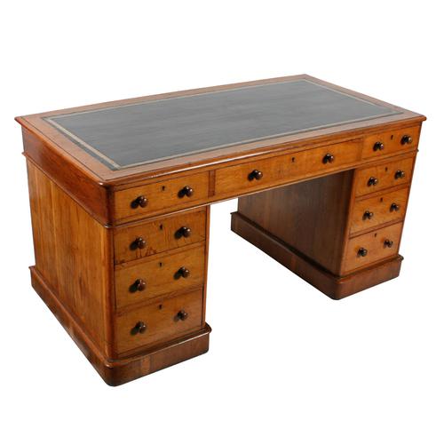 Victorian Oak Pedestal Desk (1 of 8) Victorian Oak Pedestal Desk (1 of 8)